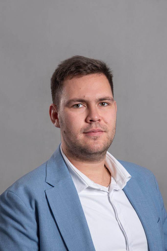 20241108 1100 3 dezsőfi márk